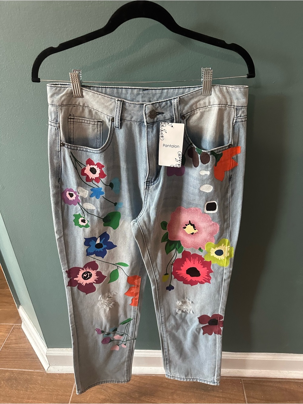Floral jeans  NWT size small